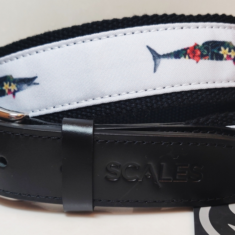 NWT SCALES GEAR MEN'S BELT TROPICAL WAHOO BELT SIZE 32